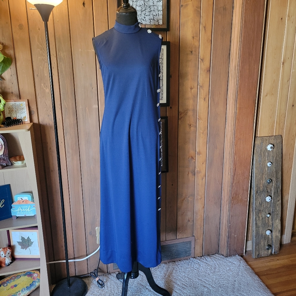 Vtg R&K Knits Ladies Navy Sleeveless HighNeck Dress With Rhinestone Buttons Sz 8